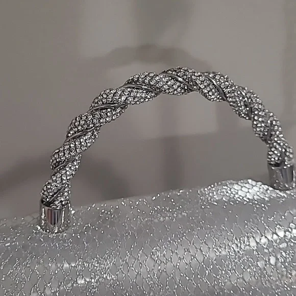 Aldo Silver Glam Shoulder Bag - Picture 4 of 5